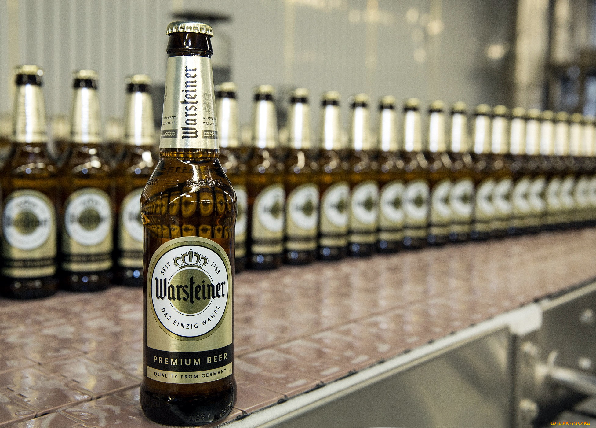 Warsteiner гранат пиво